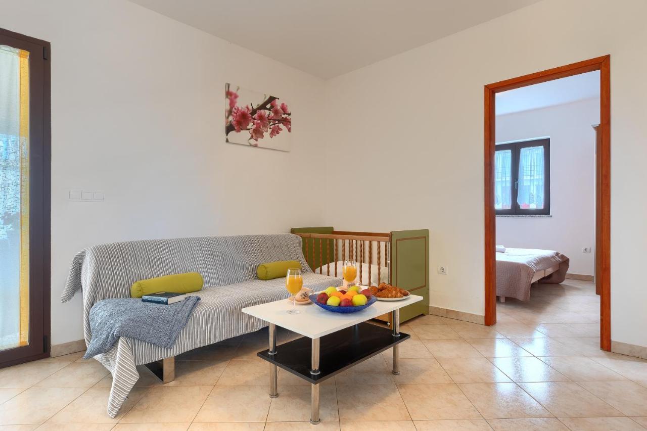 Apartmani Martina Poreč Zewnętrze zdjęcie